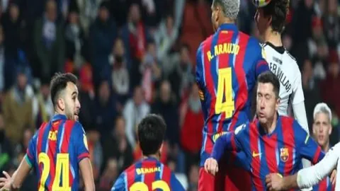 瑞典1-2乌克兰，津琴科角射破门，多夫比克读秒制胜欧洲杯八强战